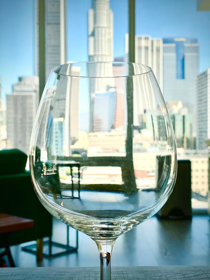 Sky 2b-2b High Rise Apartment, Downtown * Los Angeles