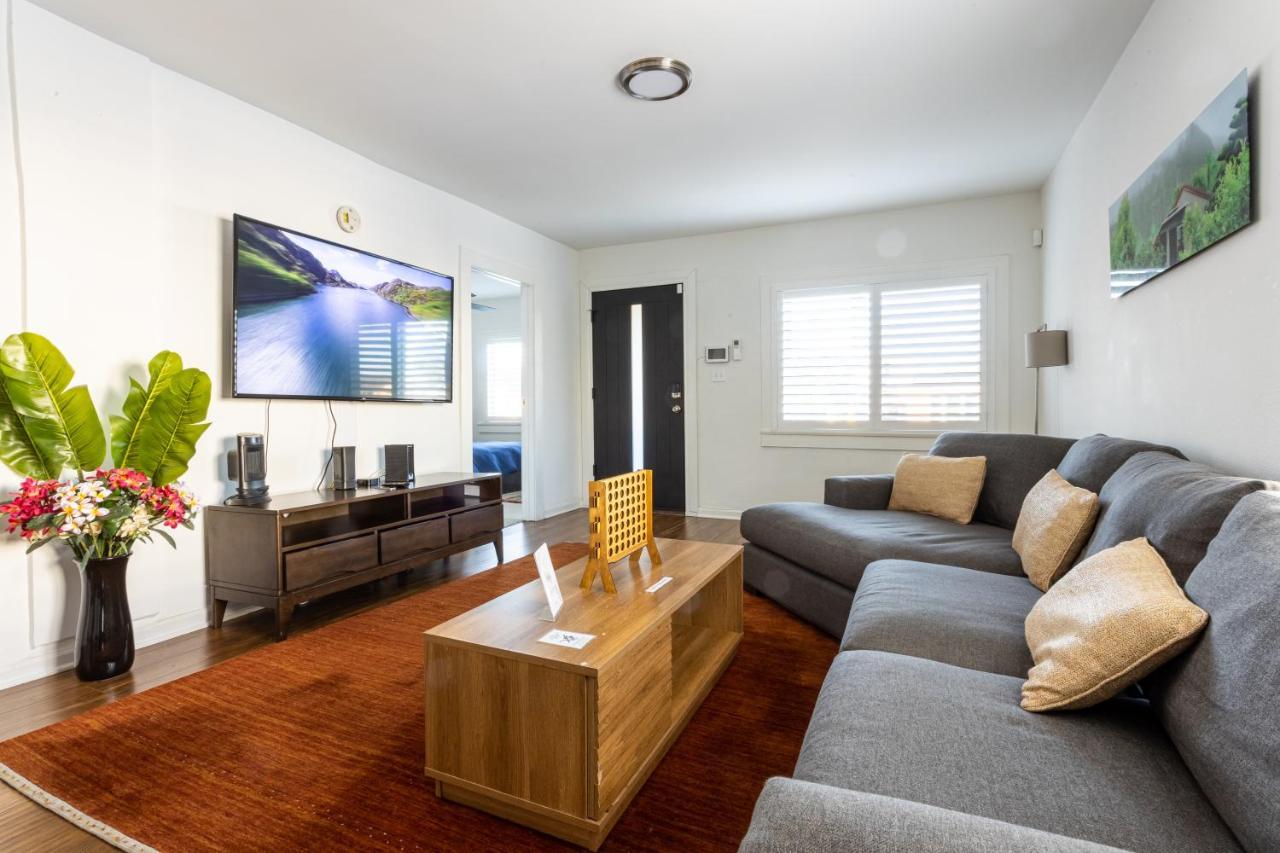 Stylish 2bd 8 Min From Airport, 4 Min From Sofi * Los Angeles