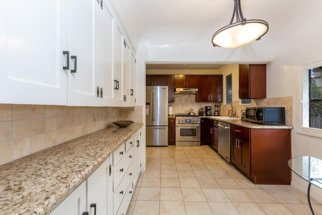 Renovated Spanish 3bd 2ba Near Beverly Hills *