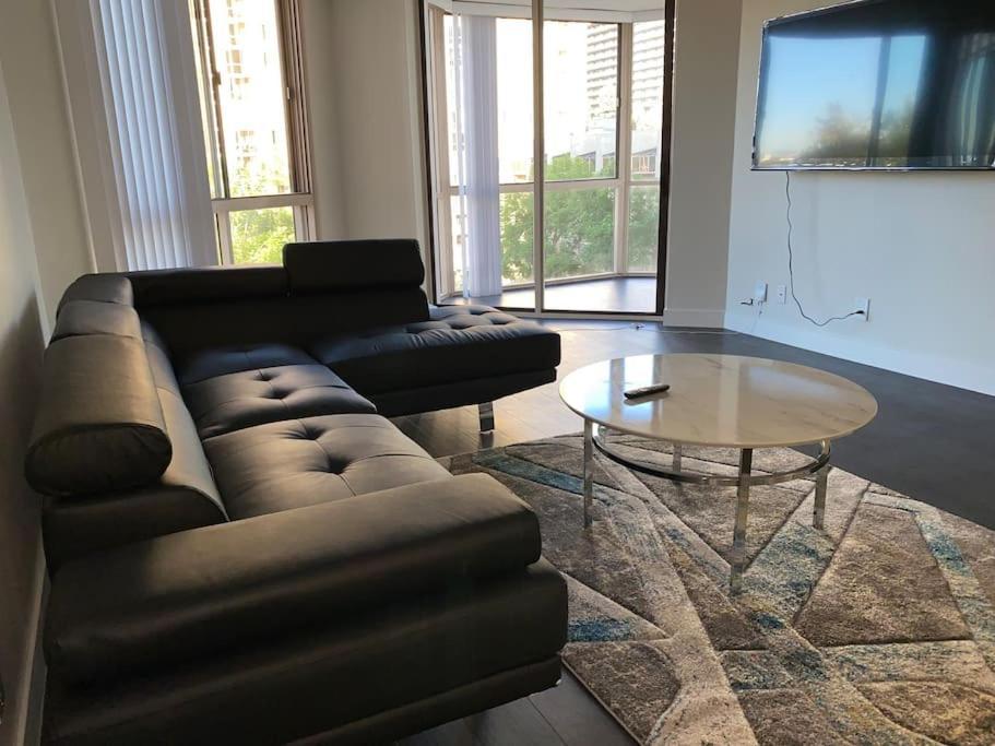 Spacious 2 Bedrooms 2 Baths. Right In Downtown La Apartment *