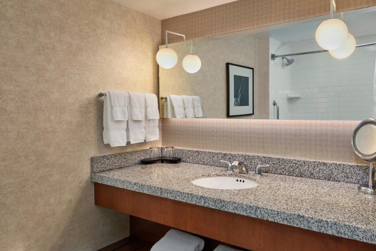 Loews Hollywood 4* Los Angeles