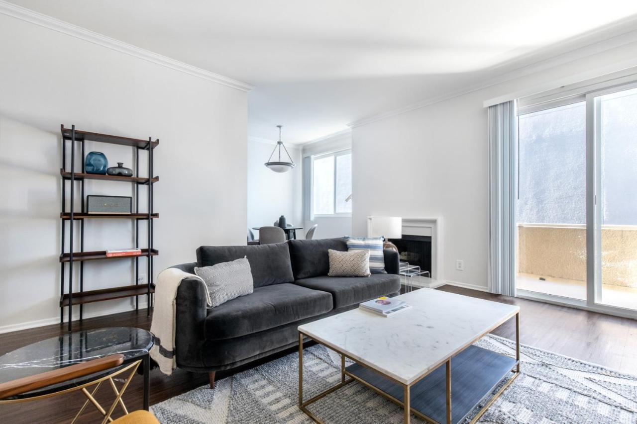 Apartment Beverly Hills 1br Nr Century The Grove Lax-369