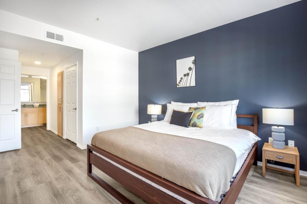 Hollywood 2br W Gym Pool Nr Sunset Blvd Lax-200