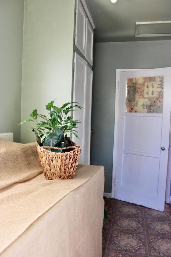 The Hi Point Estate Homestay Los Angeles