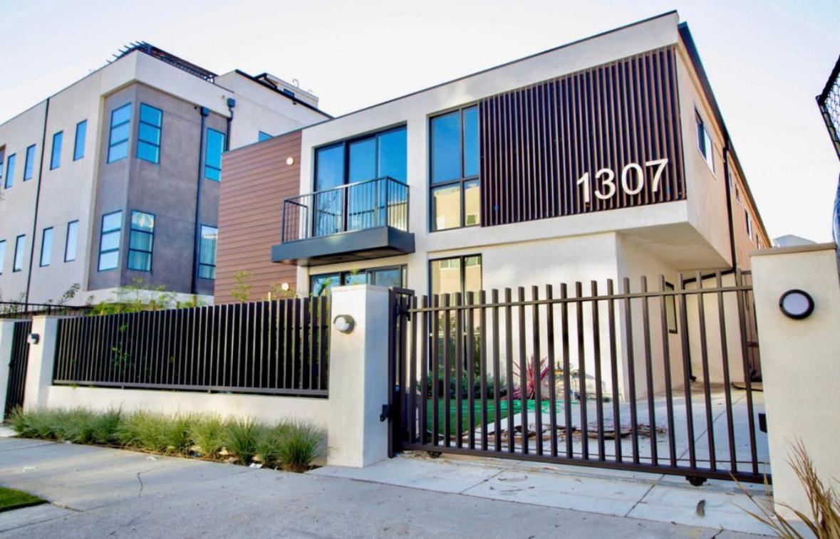 Apartment Luxury At Hollywood Los Angeles