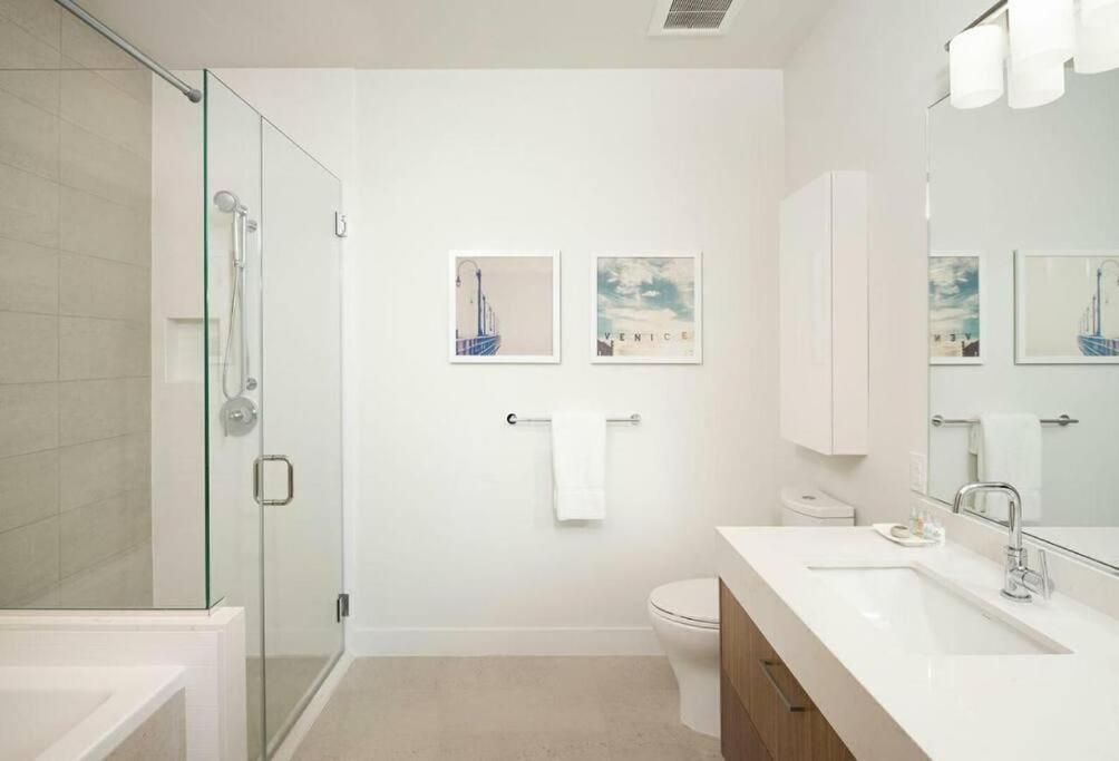 Floor High Rise 3 Bed Dtla Skyscraper Penthouse *