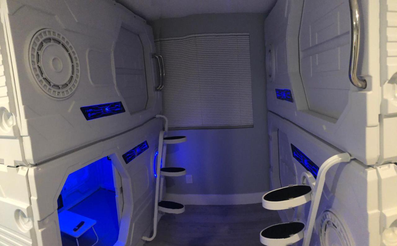 La Podlife Capsule hotel