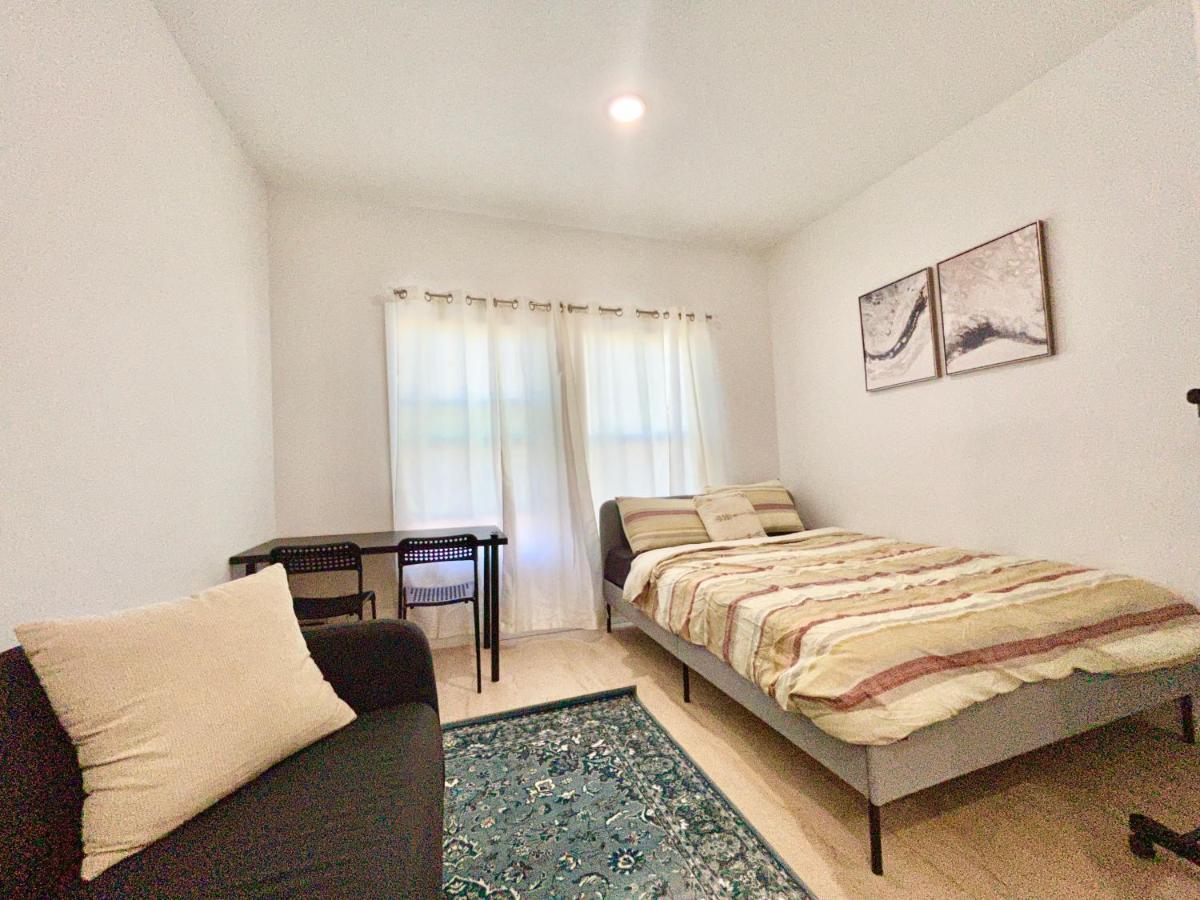 New Dtla W/private Parking Apartment Los Angeles