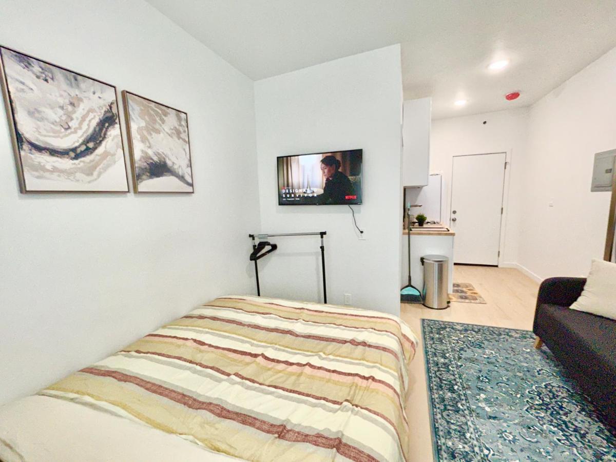 Apartment New Dtla W/private Parking