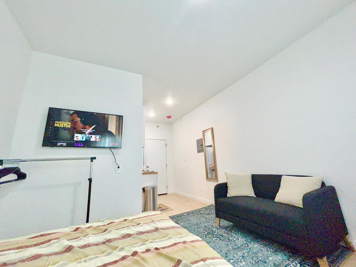 New Dtla W/private Parking Apartment Los Angeles