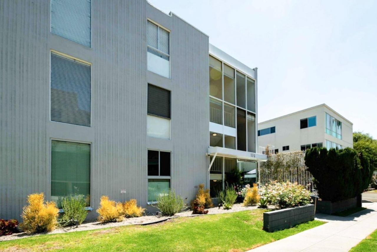 Beverly Hills 2br W Pool Wd Nr Rodeo Drive Lax-1032 Apartment *