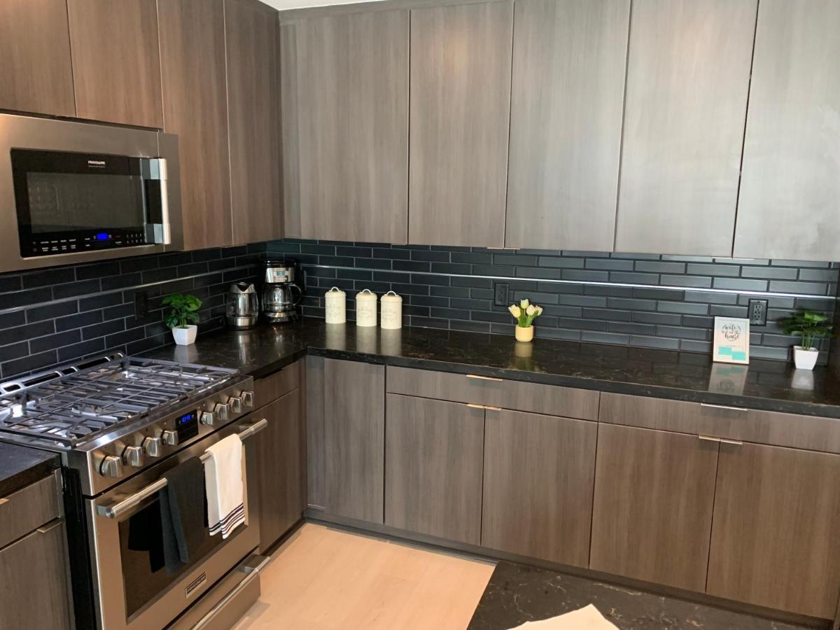 Apartment Top Floor 3 Bed 3 Bath Penthouse Living In Luxury Los Angeles