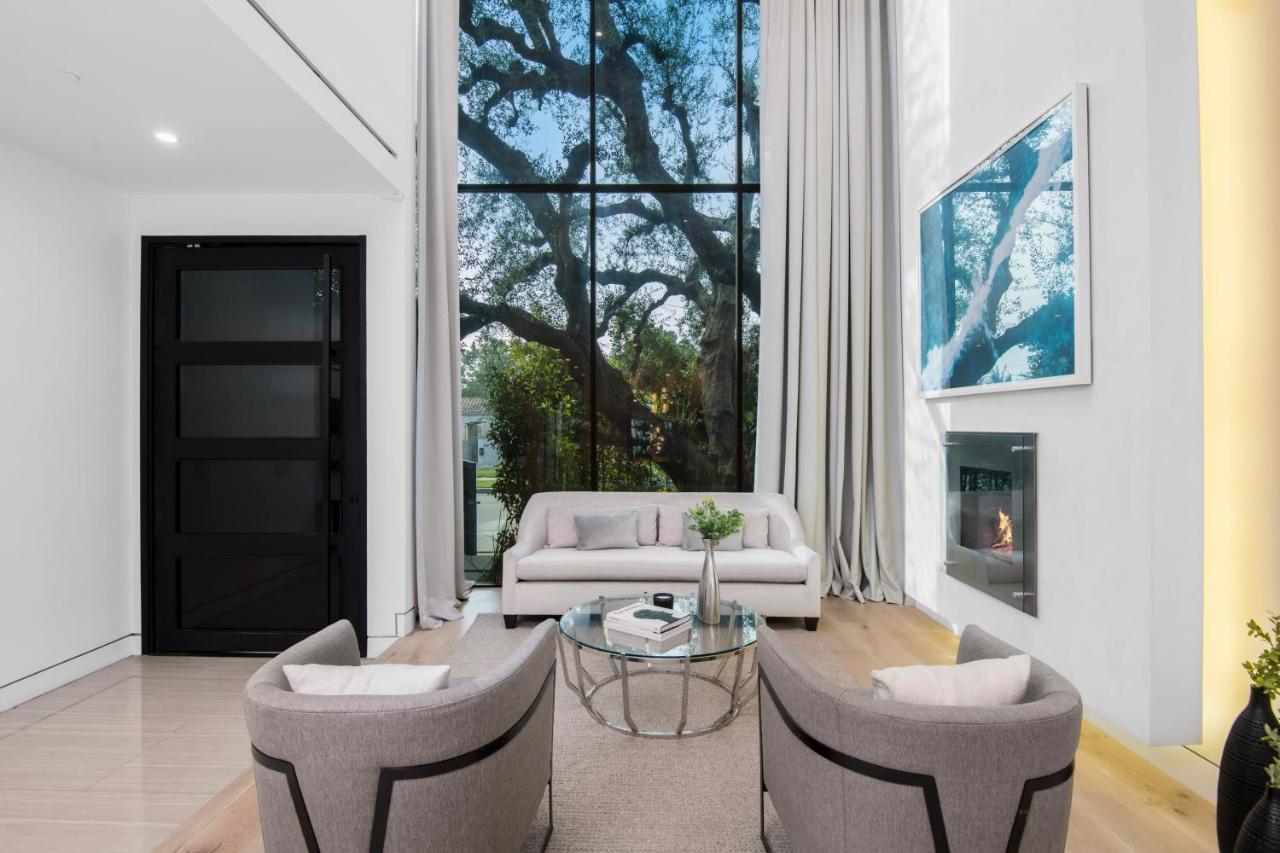 Harper Apartment