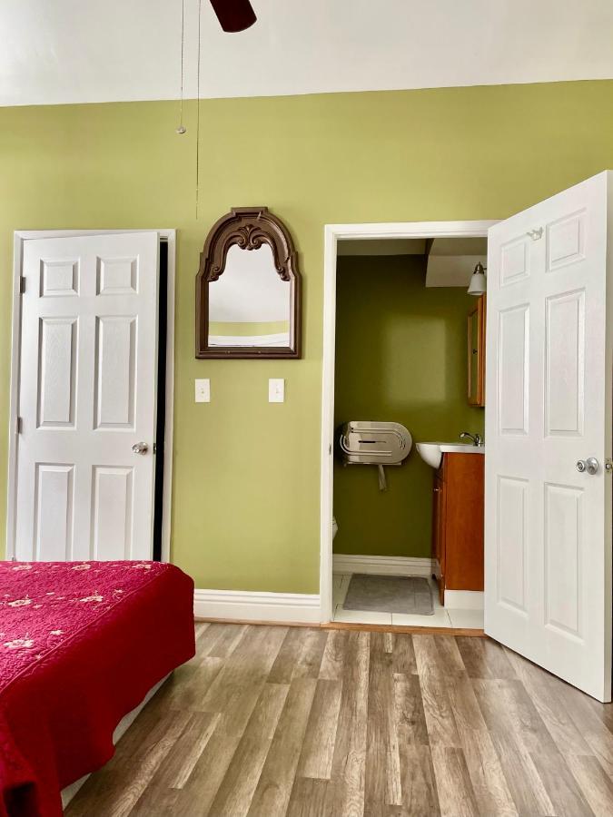 Hospedagem domiciliar Private La Oasis: Usc-adjacent Comfort With Full Amenities