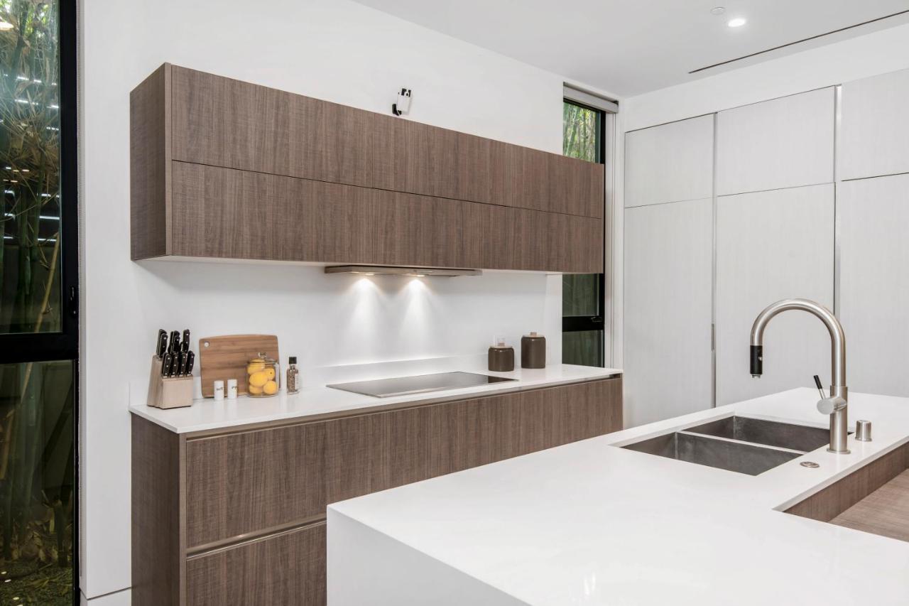 Harper Apartment *