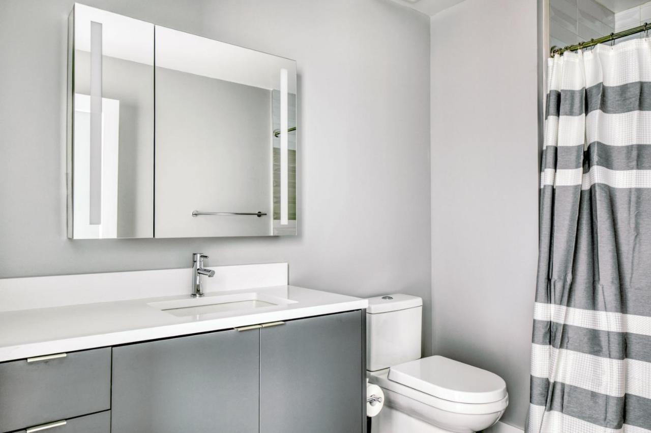 Hollywood 2br W Bbq Roof Prime Area Lax-747