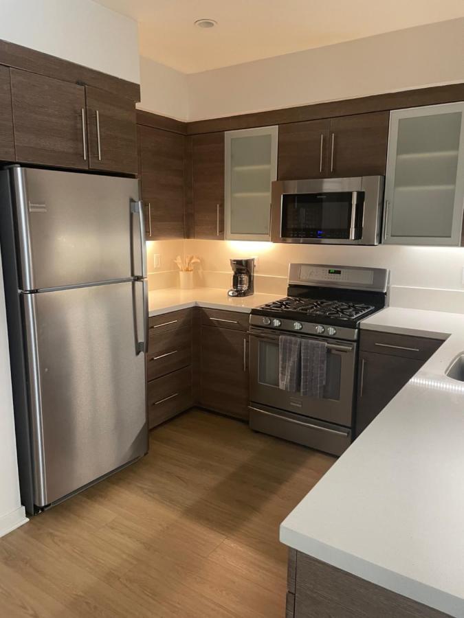 Las Palmas - Modern, Stylish, Spacious, Secure & Tranquil With 2 Master Bedrooms - Wlk To Sm Pier Apartment
