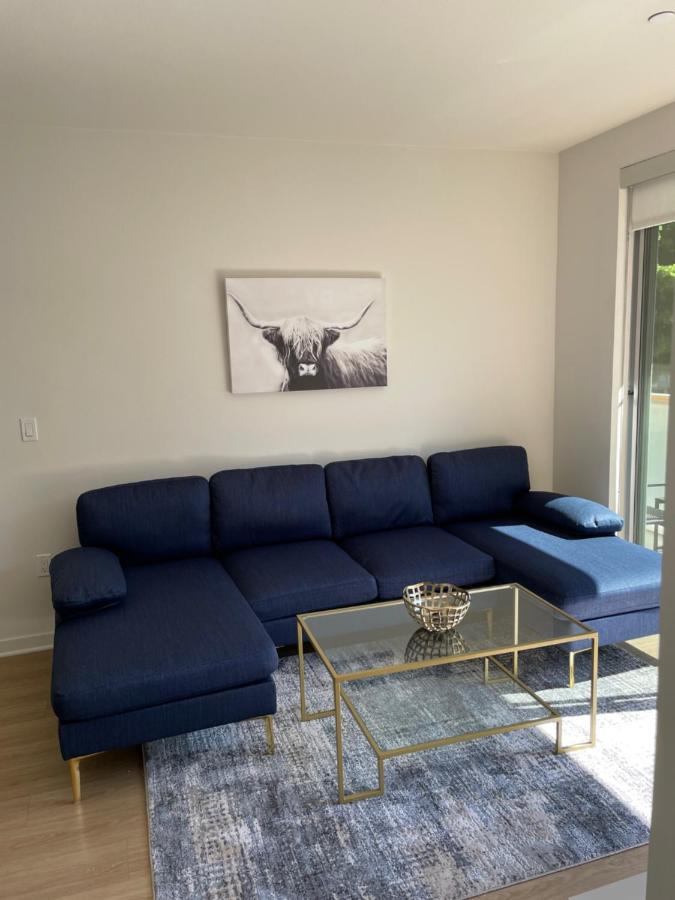 Las Palmas - Modern, Stylish, Spacious, Secure & Tranquil With 2 Master Bedrooms - Wlk To Sm Pier Apartment *