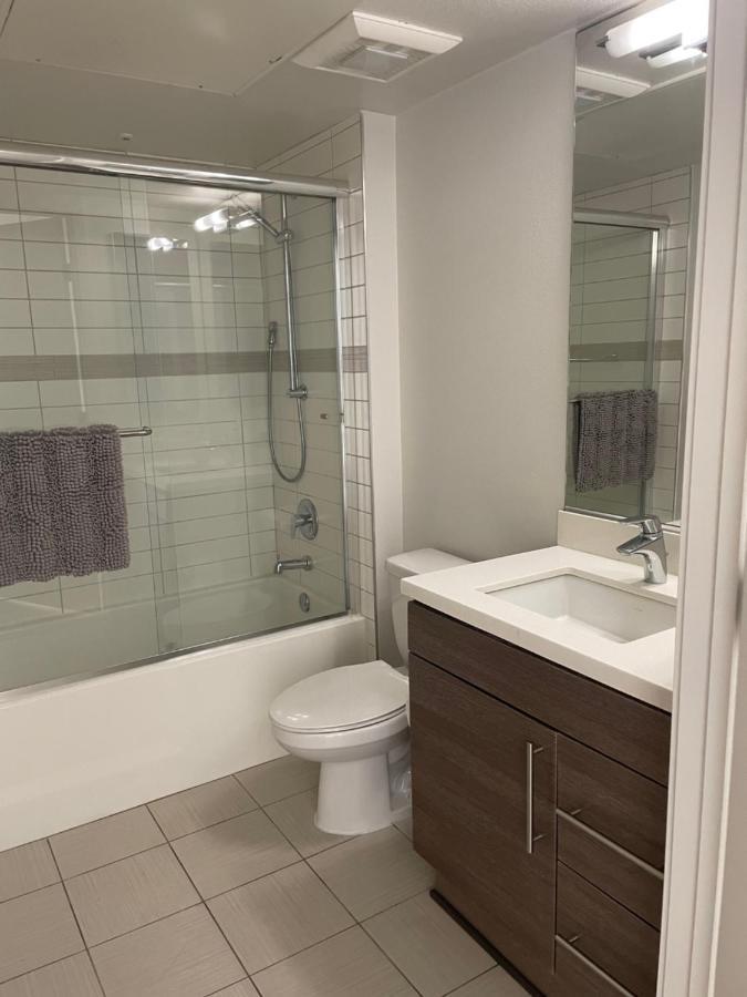 Las Palmas - Modern, Stylish, Spacious, Secure & Tranquil With 2 Master Bedrooms - Wlk To Sm Pier * Los Angeles
