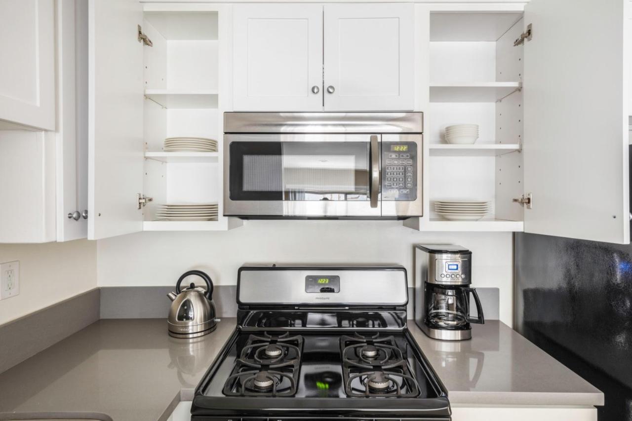 Santa Monica 1br W Rooftop Nr Santa Monica Pier Lax-297 Apartment