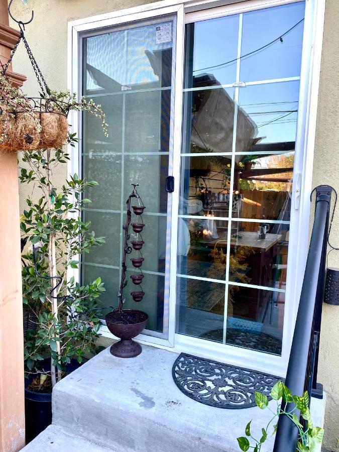 Sweet Tuscan Dreams In La.private Entrance W/patio Homestay Los Angeles