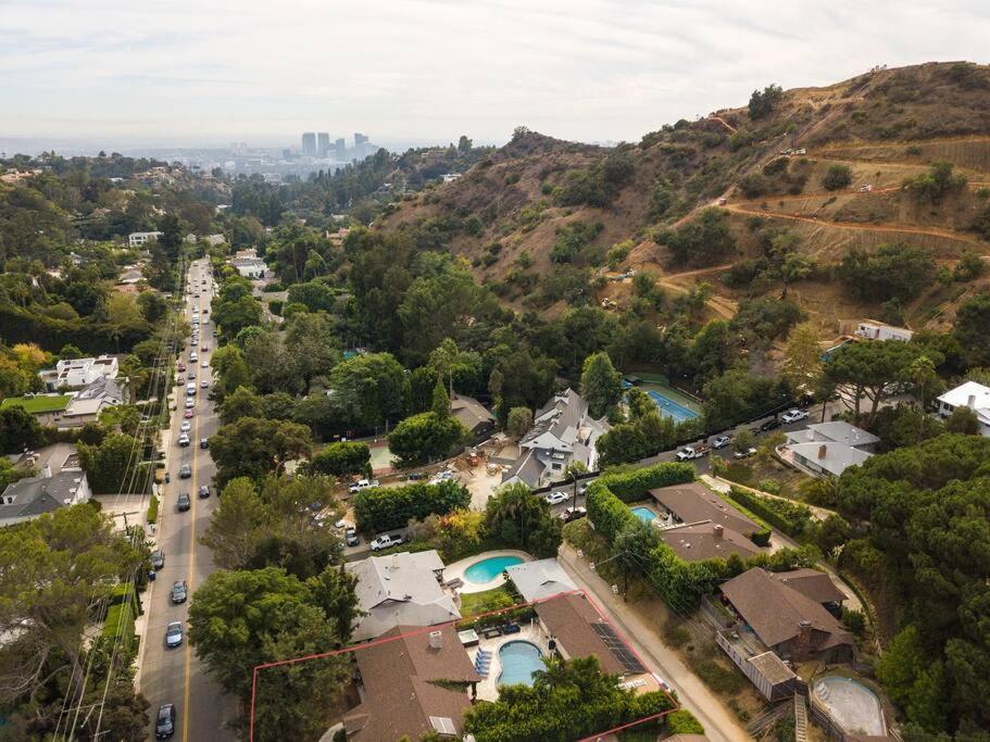 Villa Beverly Hills With 2 And Swimming Pool *