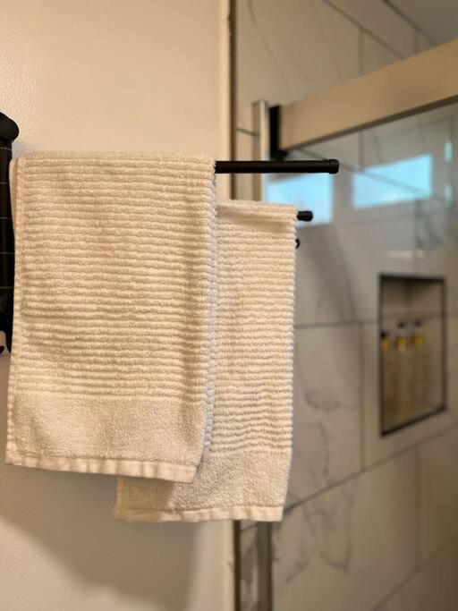 Apartamento Private 1-bedroom In Woodland Hills *