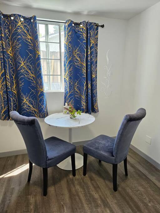 Apartamento Private 1-bedroom In Woodland Hills