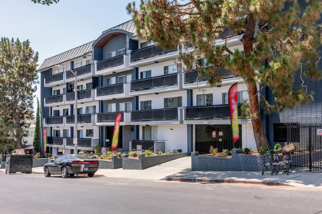 Hollywood 1br W Pool Nr Metro Restaurants Lax-500 Apartment *