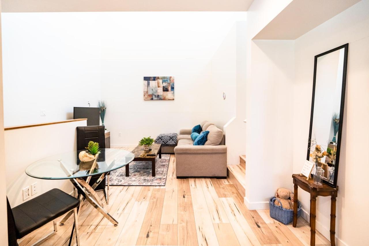 Apartment New York Loft- Style 3 Levels 2 Bath By Hollywood
