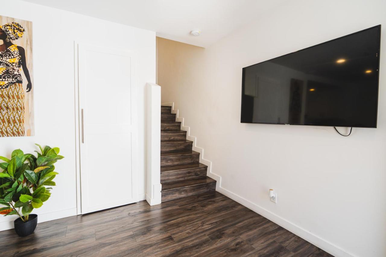 And Close To Downtown 1 Bedroom Sleeps 4 * Los Angeles