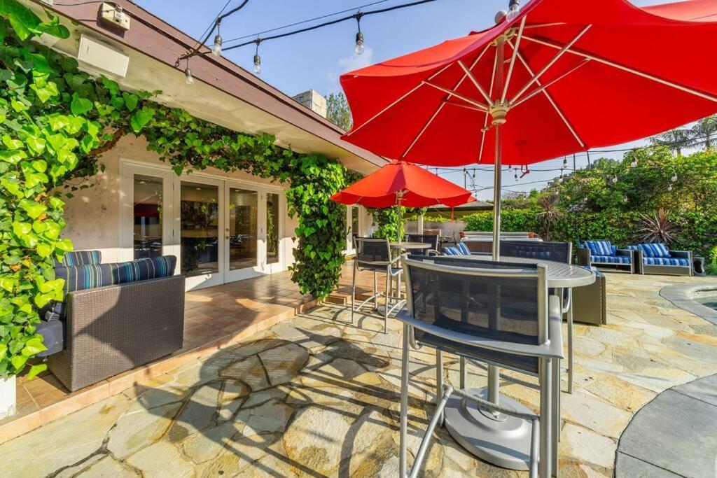 Beverly Hills With 2 And Swimming Pool Villa Los Angeles