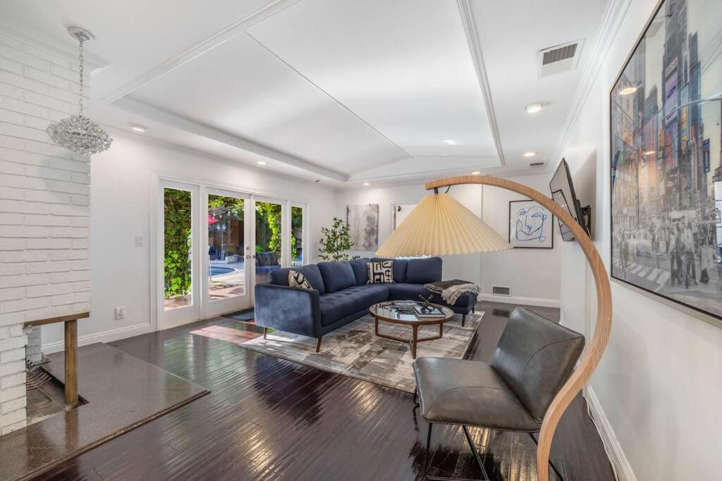 Villa Beverly Hills With 2 And Swimming Pool *