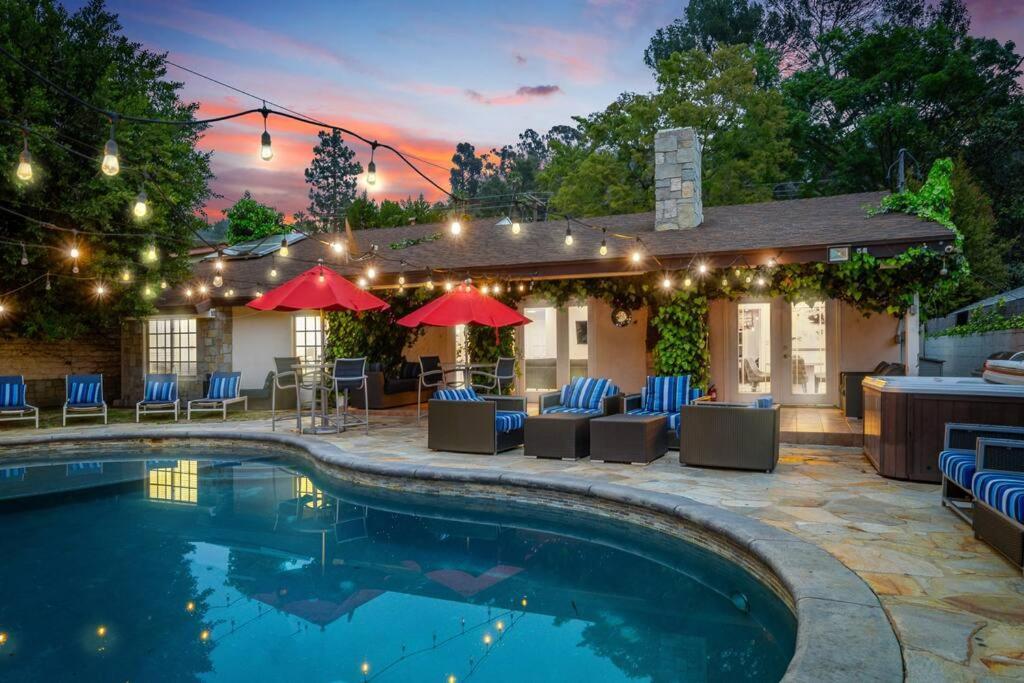 Villa Beverly Hills With 2 And Swimming Pool
