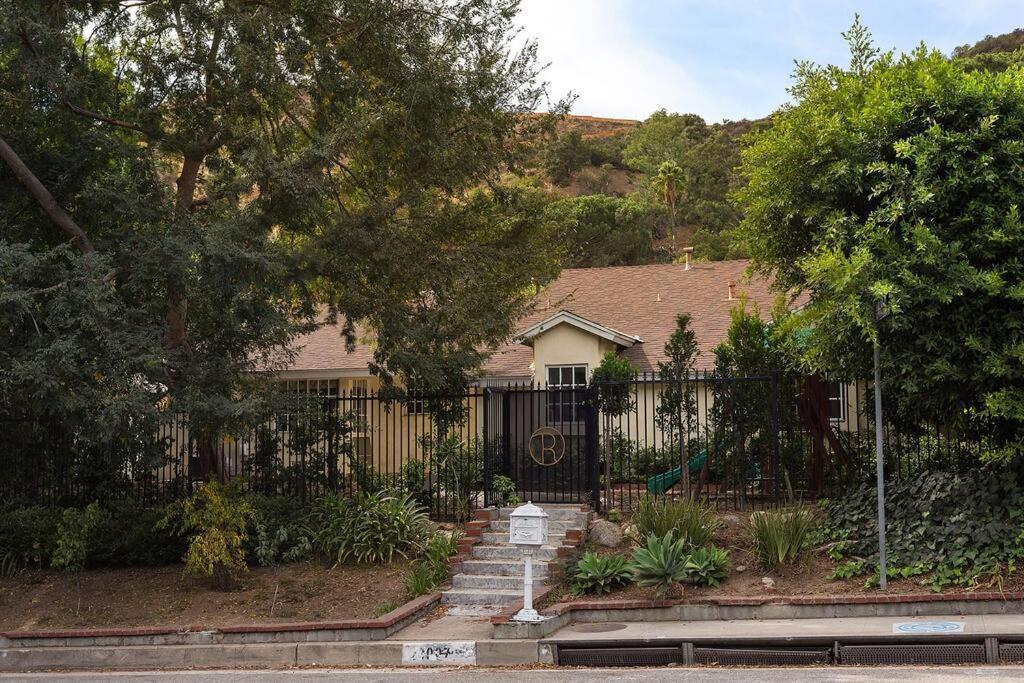 Villa Beverly Hills With 2 And Swimming Pool *