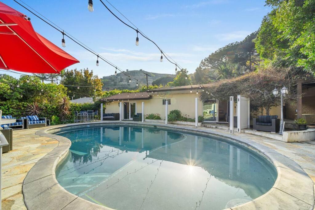 Beverly Hills With 2 And Swimming Pool Villa