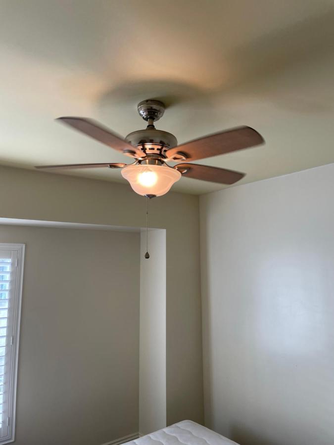 Private Angeles - Free Wifi, Ac, Tv, Private Fridge, Kitchen, Near Usc - Exposition Park - Usc Memorial Coliseum - Banc Of California Bmo Stadium - Downtown Angeles Dtla - Of Southern California Usc!!! Homestay