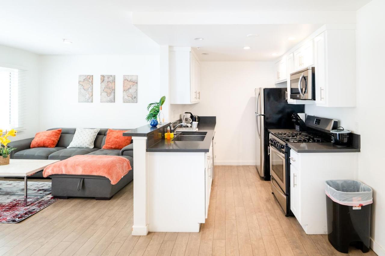 Modern One Bedroom In Koreatown Close To Downtown La With Private Parking Apartment Los Angeles