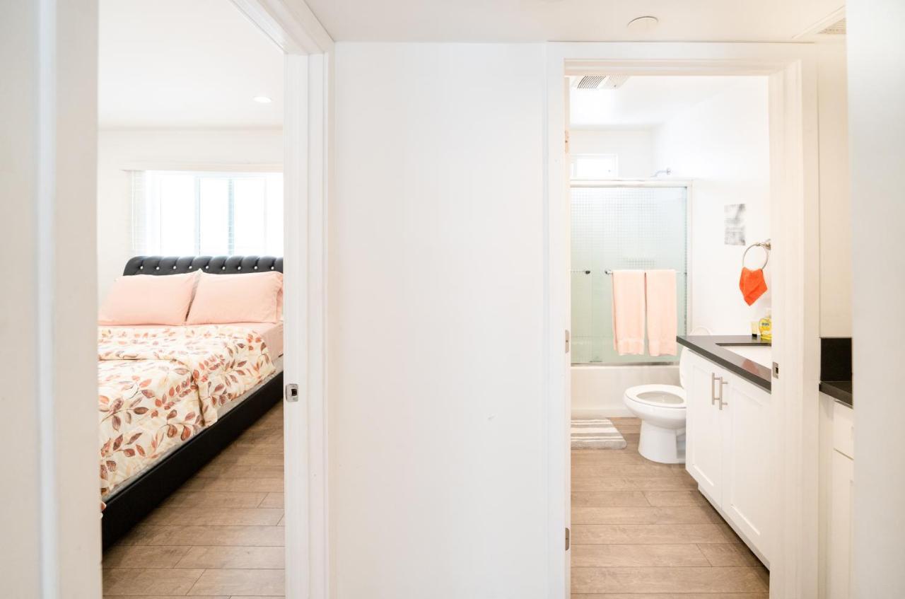 Modern One Bedroom In Koreatown Close To Downtown La With Private Parking Los Angeles
