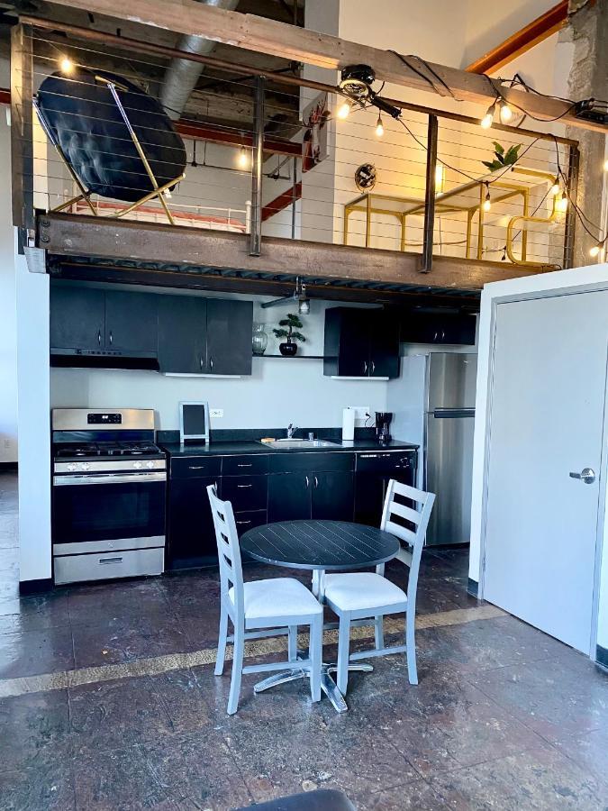 Acomodação com café da manhã  The Continental Dtla Loft