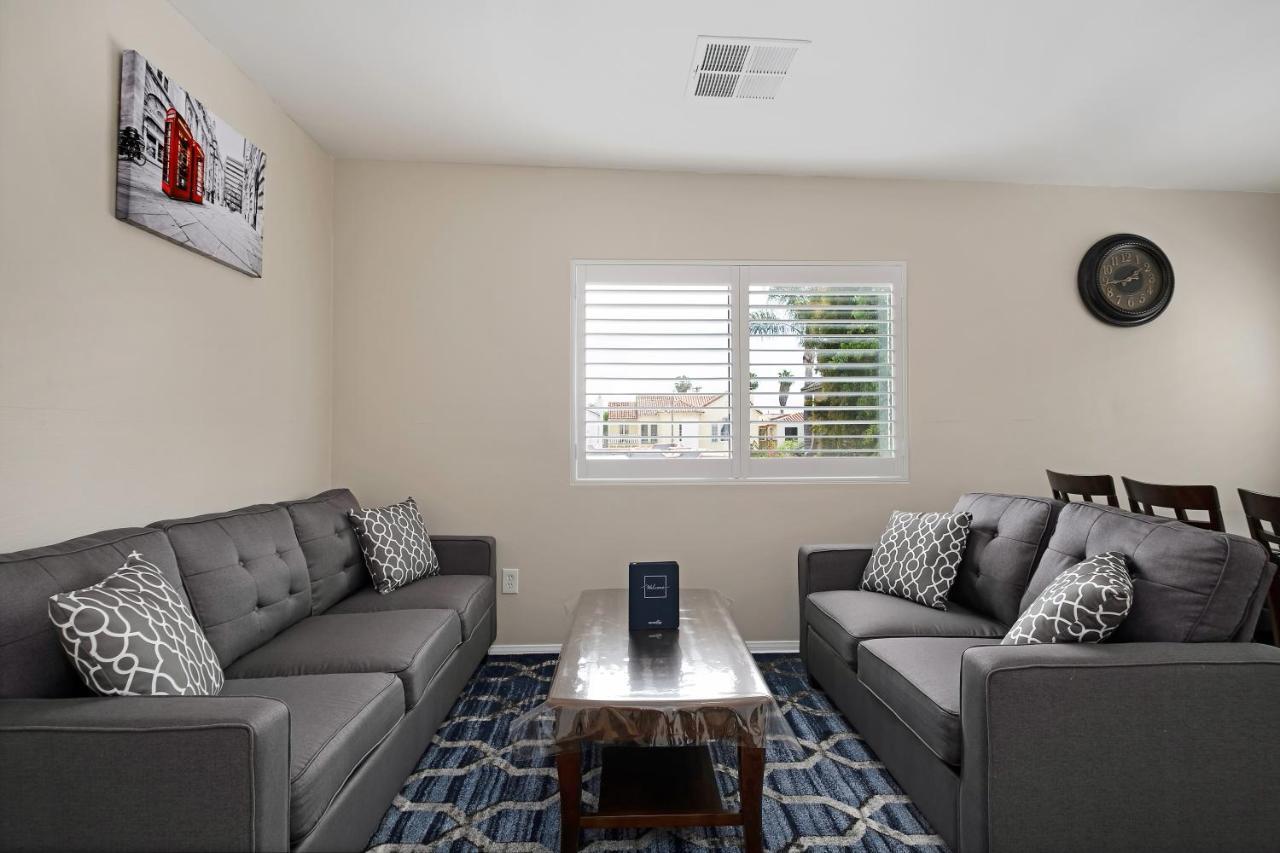 Angeles Retreat Close To Hotspots Holiday home Los Angeles
