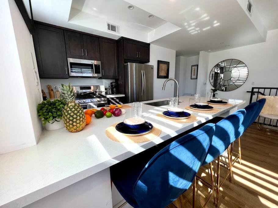 Luxury K-town Dwelling With Private Rooftop Deck. Apartment Los Angeles