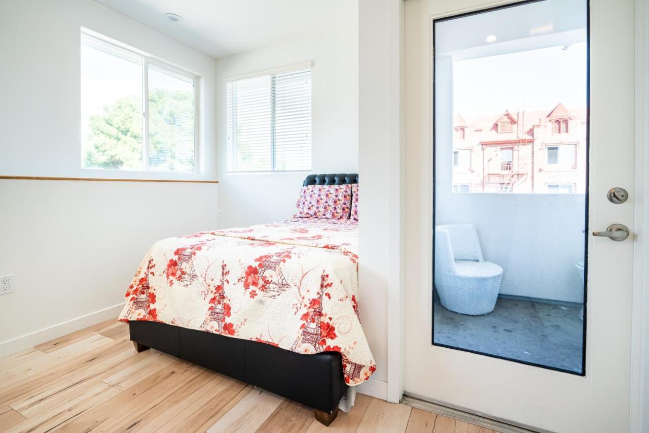 Apartment New York Loft- Style 3 Levels 2 Bath By Hollywood