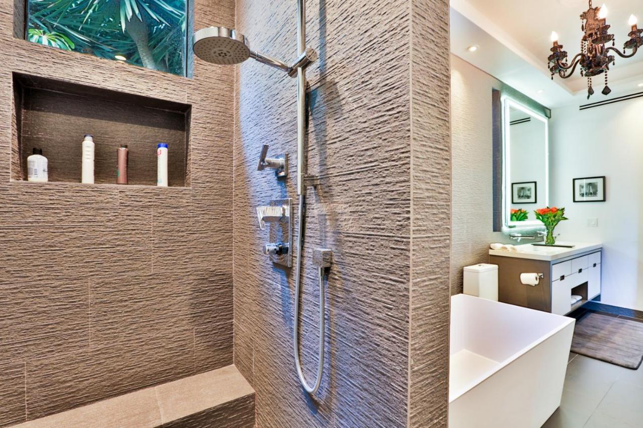 Hollywood Hills Sanctuary Villa