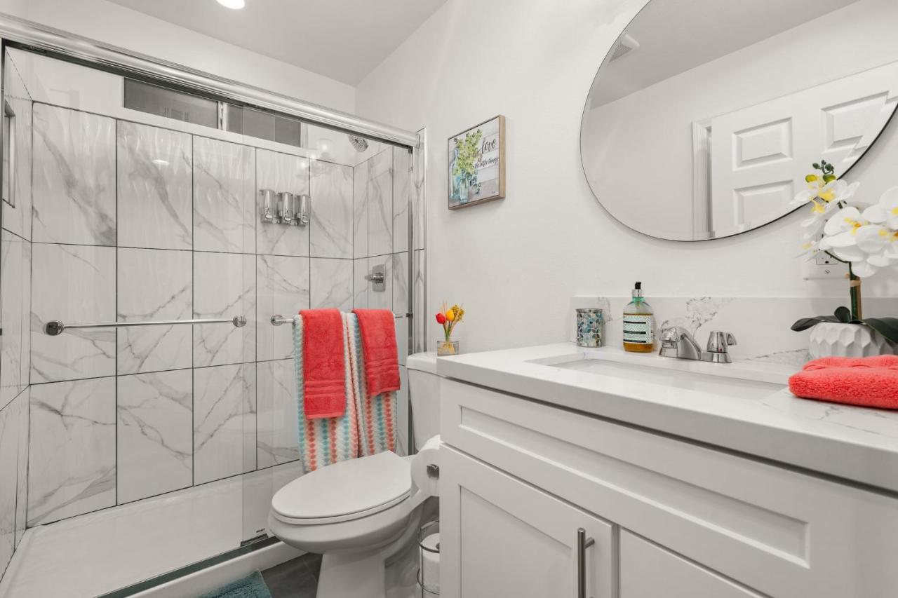 Avalon Bnb - 35 Percent Off April 2025! Low Fees * Los Angeles