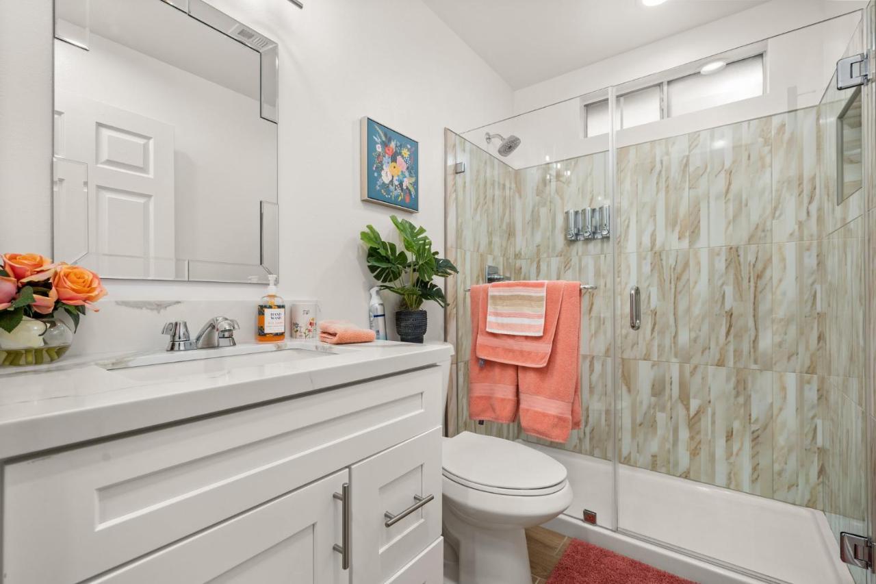 Avalon Bnb - 35 Percent Off April 2025! Low Fees * Los Angeles