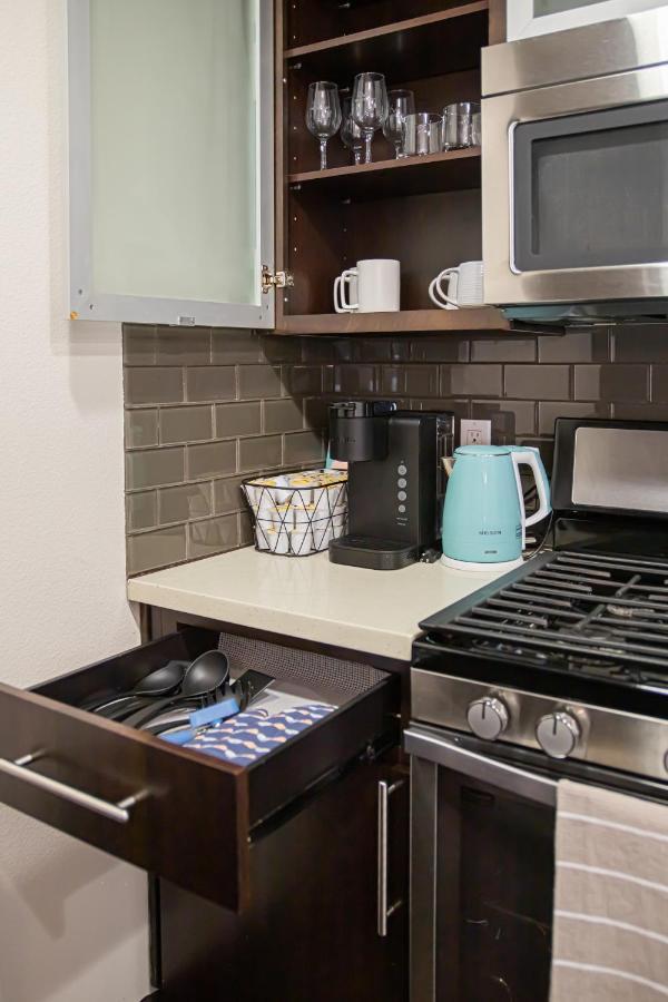 Luxury Studio Ph In Hollywood Apartment Los Angeles