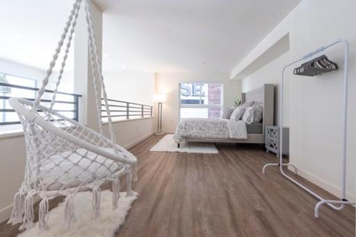 1500 Sq Foot, 3 Bed Loft In Dtla