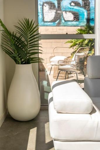 1500 Sq Foot, 3 Bed Loft In Dtla Apartment