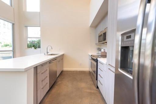 1500 Sq Foot, 3 Bed Loft In Dtla